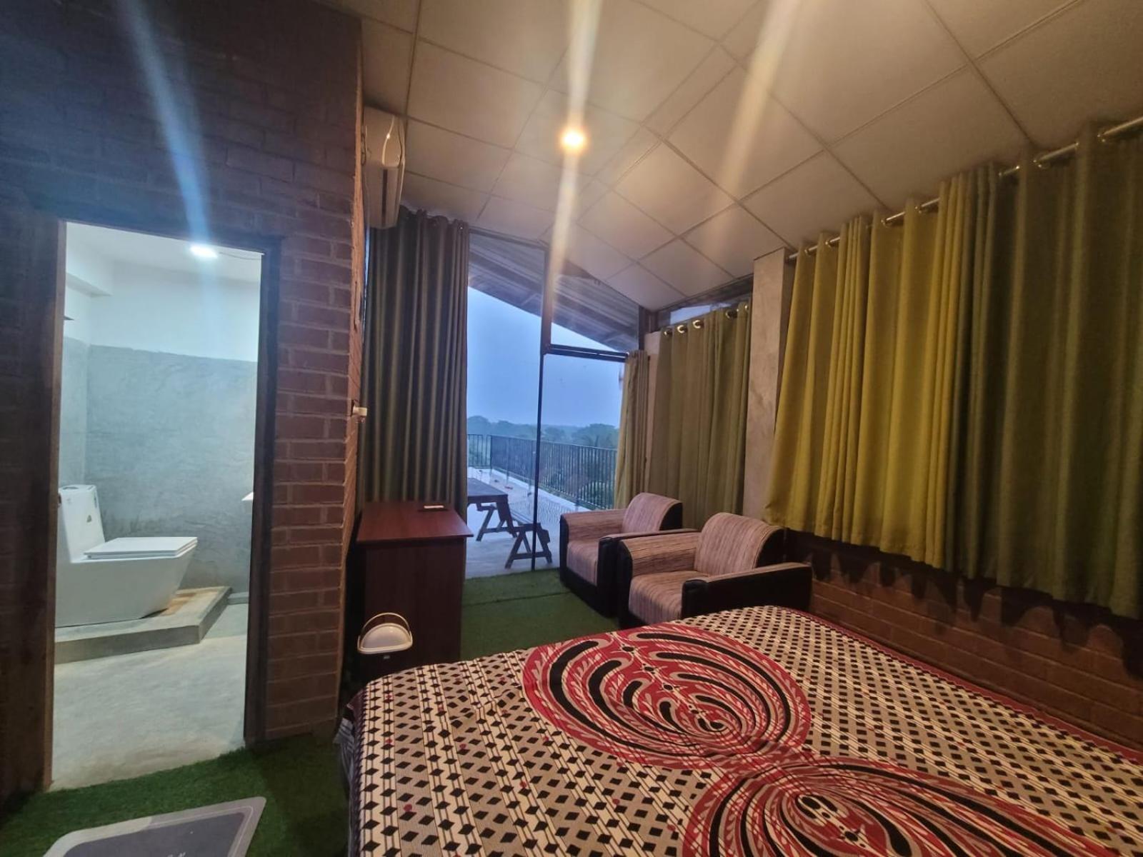 Ciel Star Anuradhapura Hotel Exterior photo